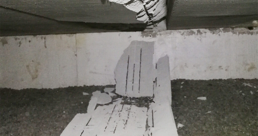 crawl space moisture problem